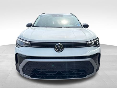 Used 2025 Volkswagen Taos S FWD image 11