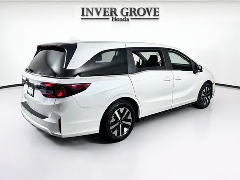 Certified 2025 Honda Odyssey EX-L image 5