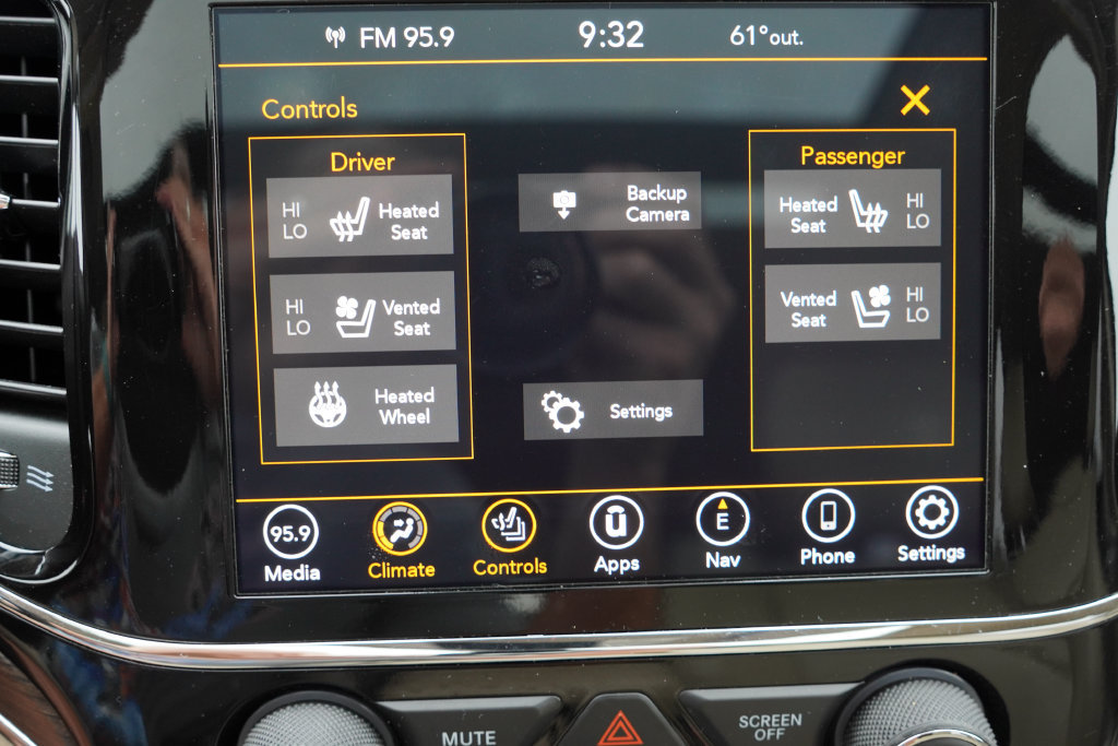 Certified 2021 Jeep Grand Cherokee Overland AWD/4WD image 30