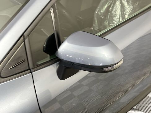 Used 2024 Toyota Corolla SE FWD image 13