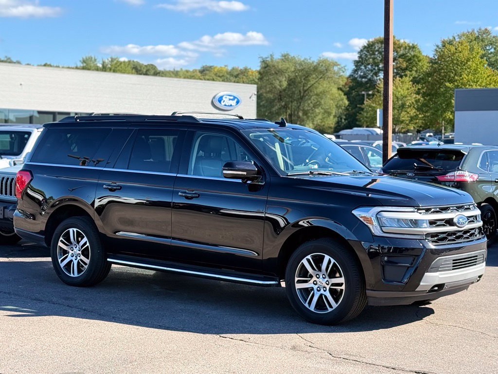 Used 2023 Ford Expedition Max XLT AWD/4WD image 31