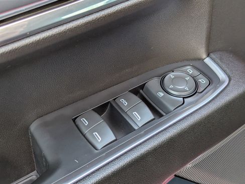 Certified 2023 GMC Sierra 1500 SLE image 16