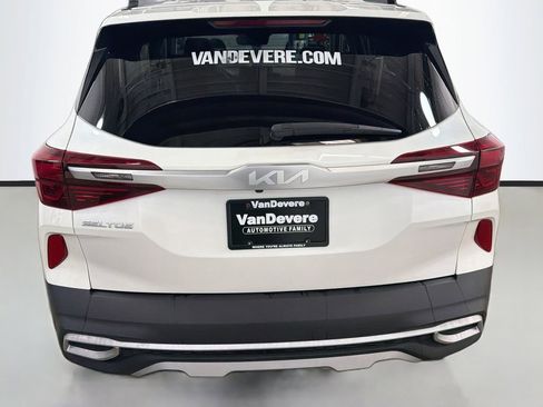 Used 2023 Kia Seltos SX w/ SX Sunroof Package AWD/4WD image 9