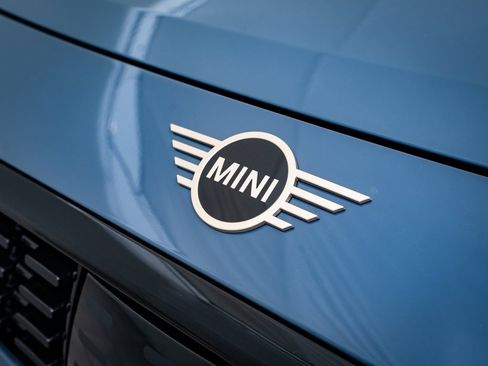 Certified 2025 MINI Cooper Countryman S image 3