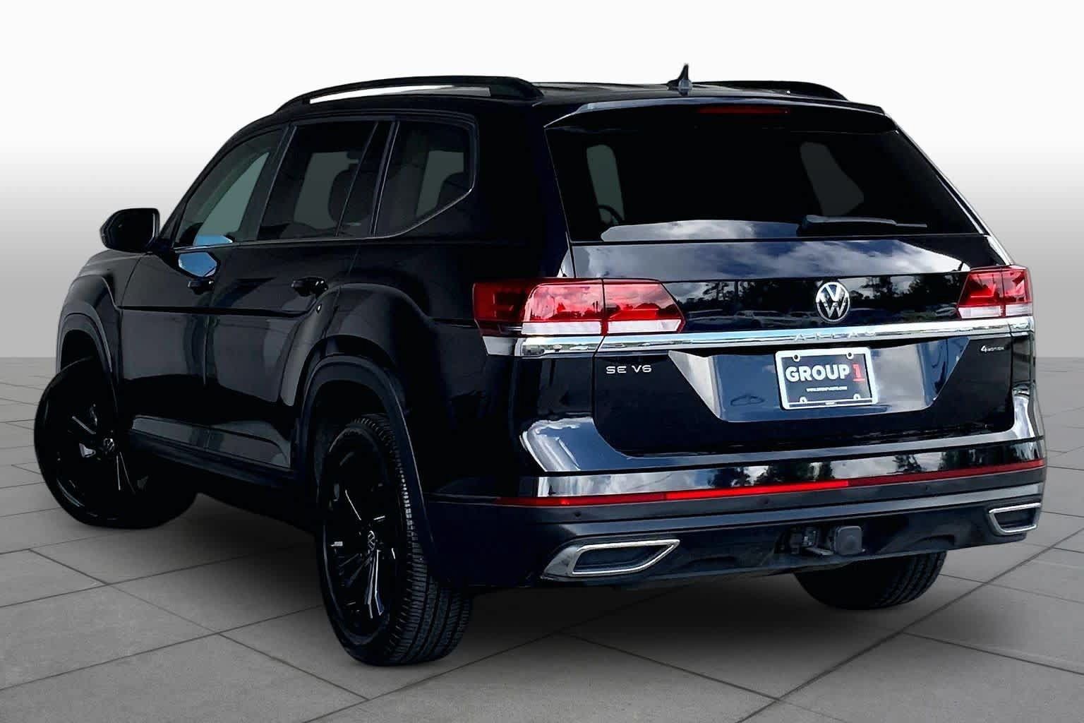 Used 2023 Volkswagen Atlas SE w/ Black Wheel Package AWD/4WD image 12
