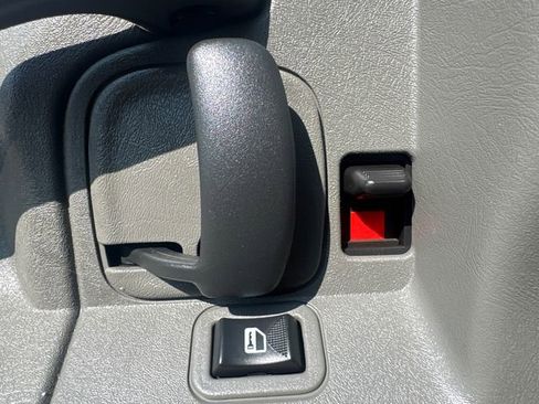 Used 2023 GMC Savana 2500 w/ Driver Convenience Package image 20