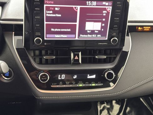 Used 2022 Toyota Corolla SE image 20