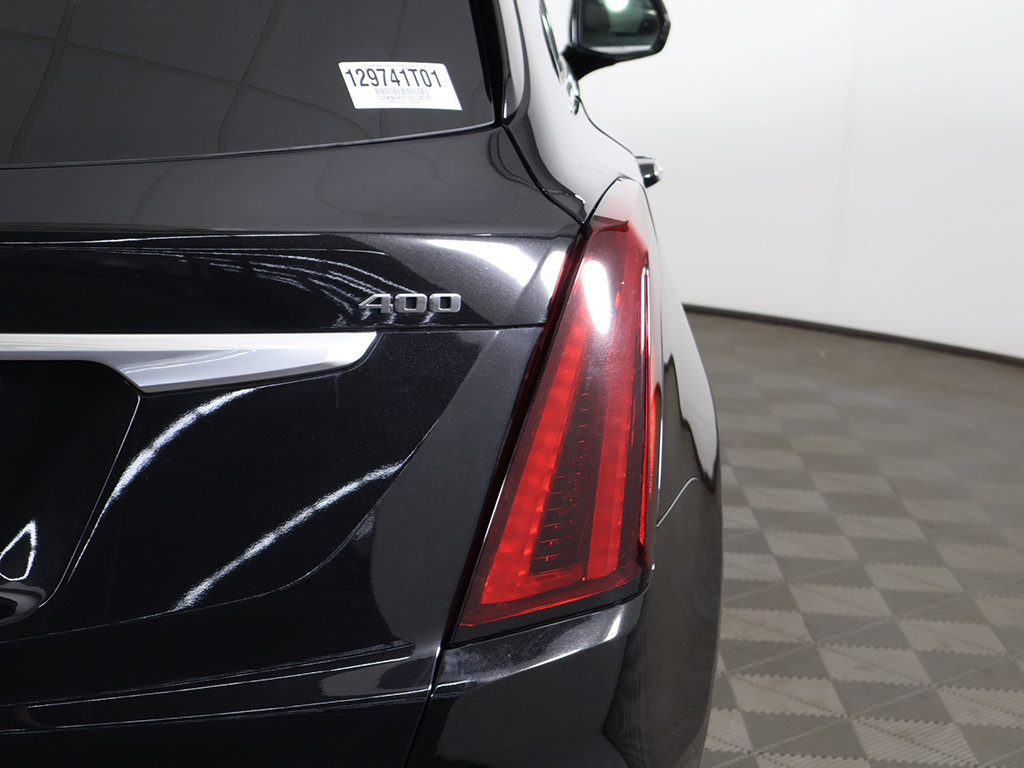 Used 2025 Cadillac XT5 Premium Luxury w/ LPO, Floor Liner Package AWD/4WD image 20