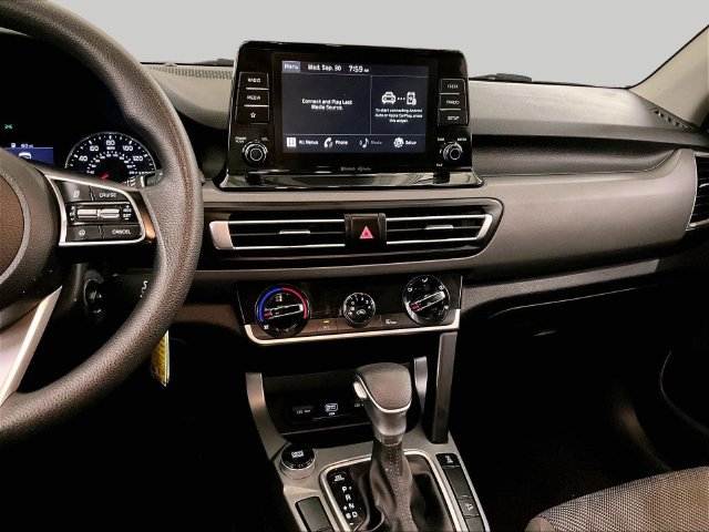 Used 2022 Kia Seltos LX AWD/4WD image 6