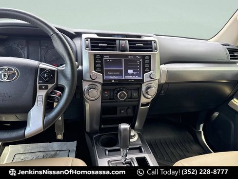 Used 2021 Toyota 4Runner SR5 AWD/4WD image 27