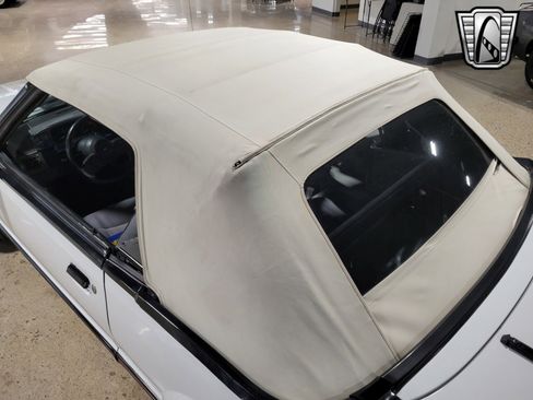 Used 1989 Ford Mustang LX image 8