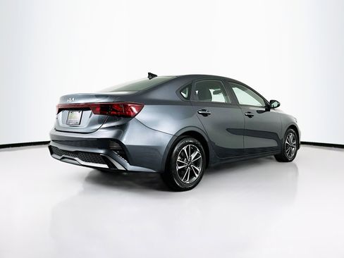 Used 2024 Kia Forte LXS image 9