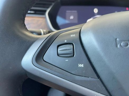 Used 2020 Tesla Model S Long Range Plus AWD/4WD image 37
