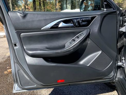 Used 2019 INFINITI QX30 AWD w/ Proassist Package image 20