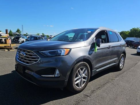 Used 2022 Ford Edge SEL w/ Convenience Package AWD/4WD image 2