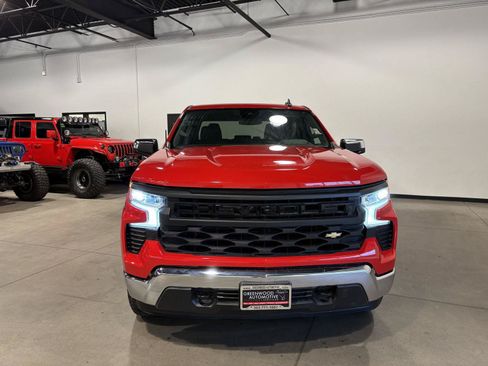 Used 2022 Chevrolet Silverado 1500 LT AWD/4WD image 8