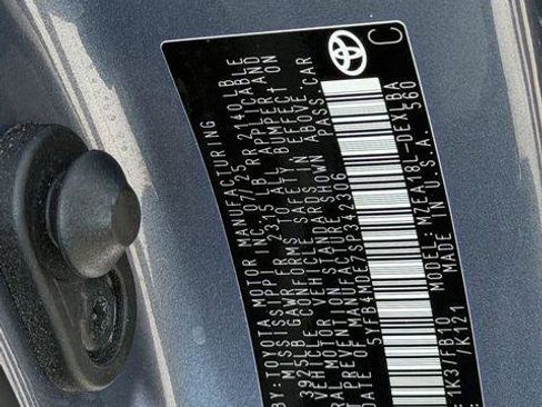 Certified 2025 Toyota Corolla LE image 25