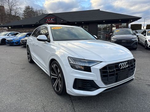 Used 2021 Audi Q8 Prestige w/ Prestige Package image 10