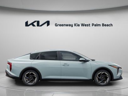 New 2025 Kia K4 EX
