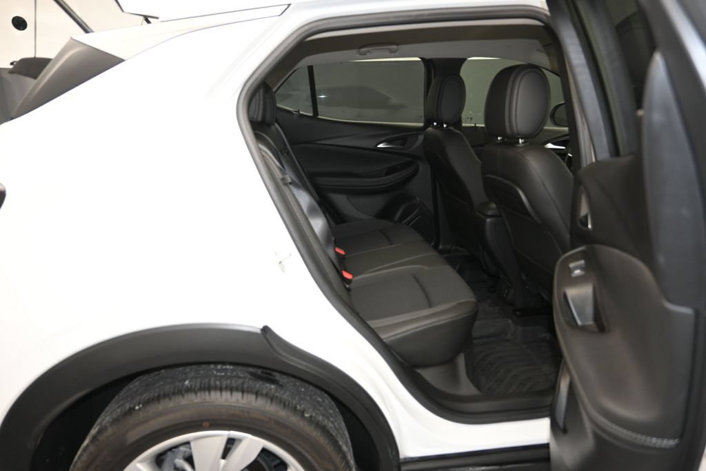 Used 2024 Buick Encore GX Preferred w/ Comfort Package FWD image 24