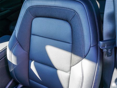 New 2026 Chevrolet Equinox EV LT image 20