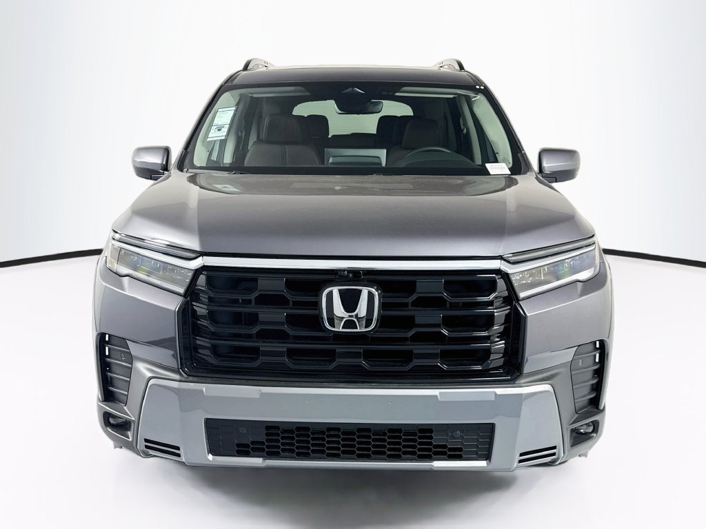 New 2026 Honda Pilot Touring image 2