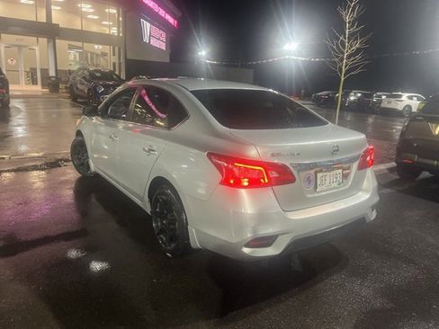 Used 2019 Nissan Sentra S image 3