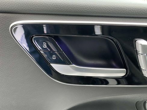 Certified 2025 Mercedes-Benz C 300 Sedan image 18