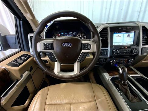 Used 2018 Ford F150 Lariat w/ Equipment Group 501A Mid AWD/4WD image 14