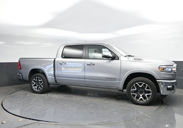 Used 2026 RAM 1500 Laramie AWD/4WD image 4