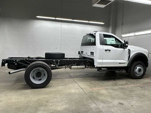 New 2026 Ford F600 4x4 Regular Cab Super Duty w/ XL Chrome Package image 3
