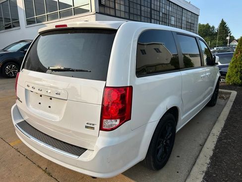 Used 2019 Dodge Grand Caravan GT FWD image 6