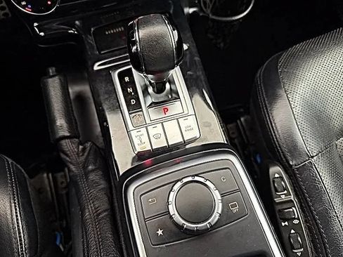 Used 2017 Mercedes-Benz G 550 image 24