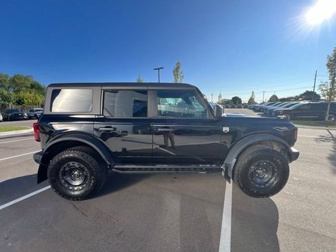 Used 2025 Ford Bronco Big Bend w/ Black Diamond Package AWD/4WD image 5