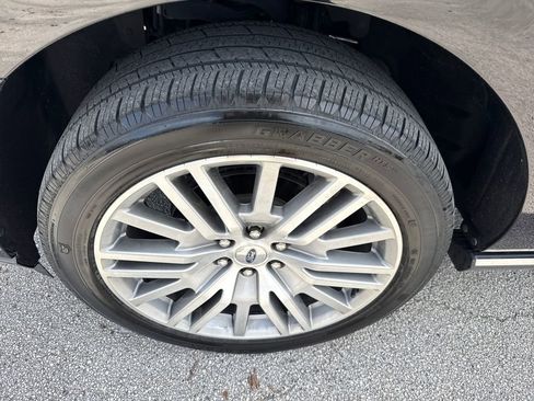 Certified 2022 Ford Expedition Max Limited image 13