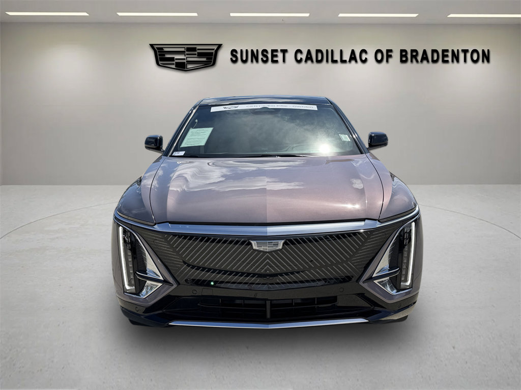Certified 2026 Cadillac Lyriq Signature Luxury w/ LPO, Blue Accent Package AWD/4WD image 8