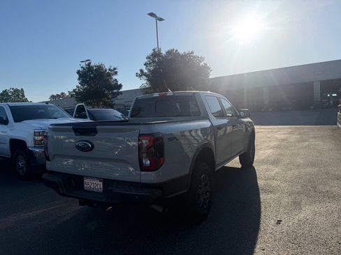 Used 2024 Ford Ranger XLT RWD image 3