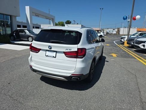 Used 2018 BMW X5 xDrive35i w/ M Sport Package AWD/4WD image 11