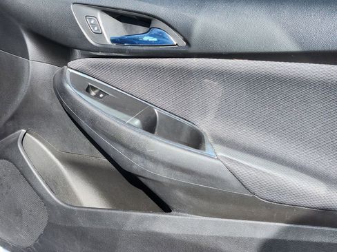 Used 2017 Chevrolet Cruze LT image 19