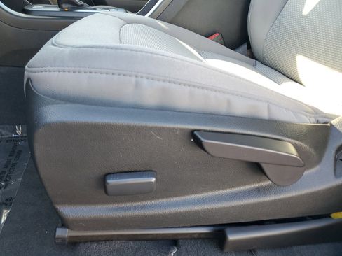 Used 2021 GMC Canyon Elevation Standard w/ Convenience Package image 17