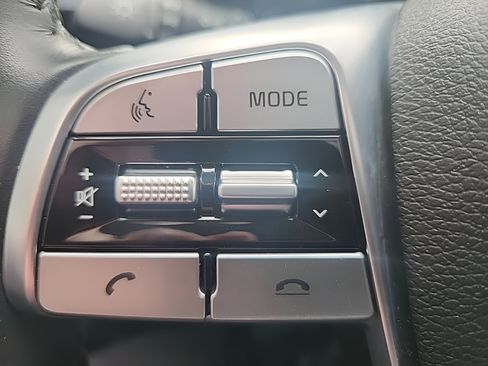 Used 2022 Kia Telluride EX w/ EX Premium Package image 17