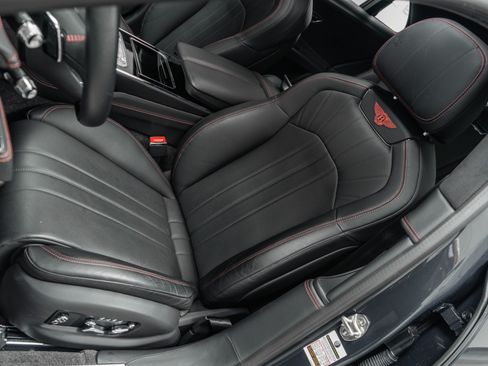 Used 2024 Bentley Flying Spur V8 AWD/4WD image 26