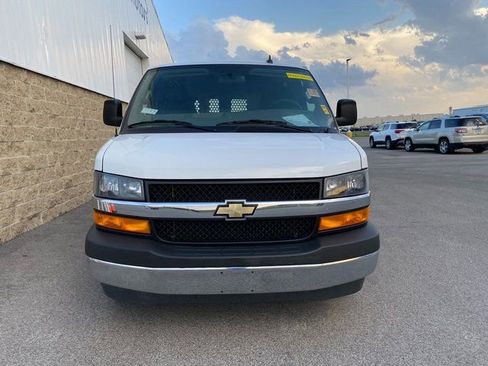 Used 2023 Chevrolet Express 2500 w/ Driver Convenience Package RWD image 3