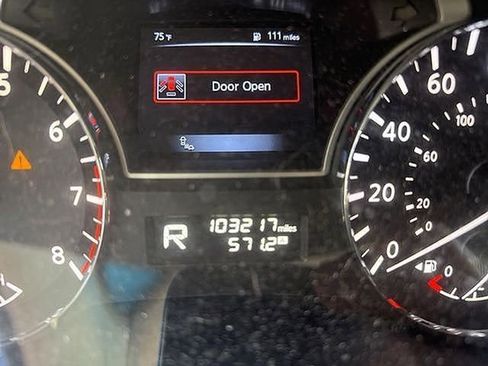 Used 2015 Nissan Altima 2.5 SL w/ Technology Package FWD image 16