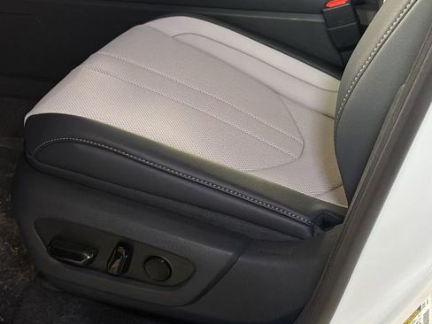 New 2026 Lexus TX 500h AWD w/ Technology Package image 16