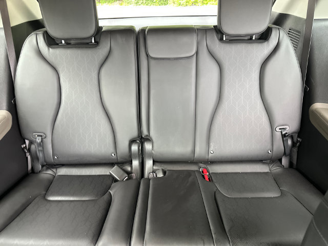 Used 2026 Kia Carnival EX FWD image 17