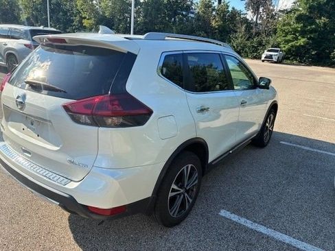 Used 2018 Nissan Rogue SL AWD/4WD image 2