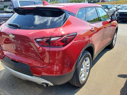 Used 2022 Chevrolet Blazer LT FWD image 9