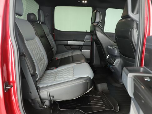 Used 2022 Ford F150 XLT w/ Equipment Group 302A High image 16