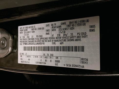 Certified 2020 Ford Escape SE image 32